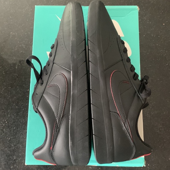 NIKE SB TEAM CLASSIC DEADSTOCK 2019 - Picture 9 of 11